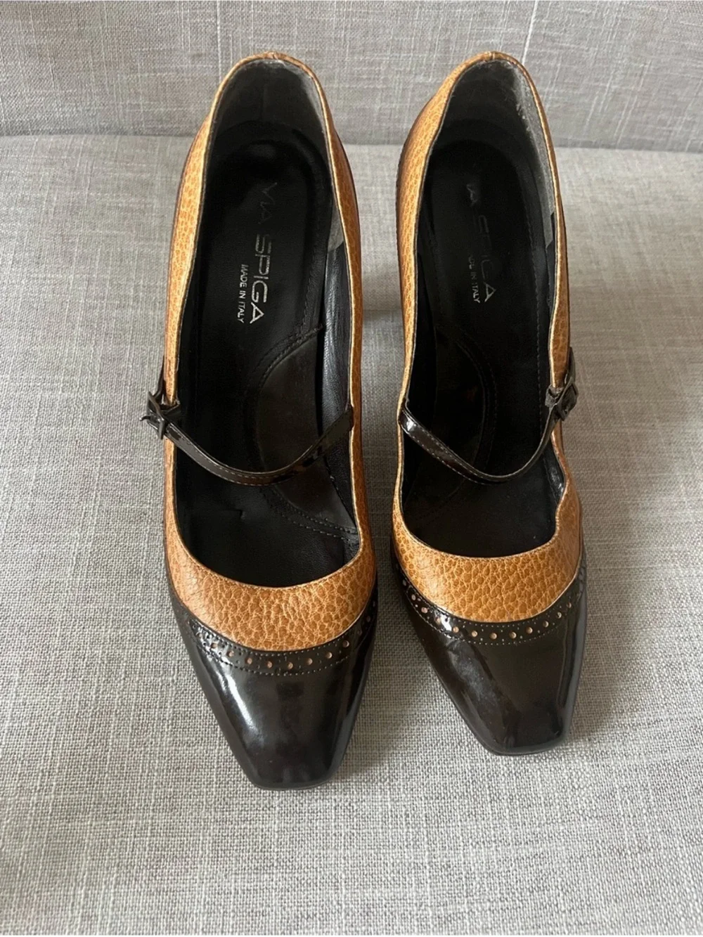 Via Spiga Classic women’s dressy vintage inspired two -Tone Mary Jane Pumps, 8.5